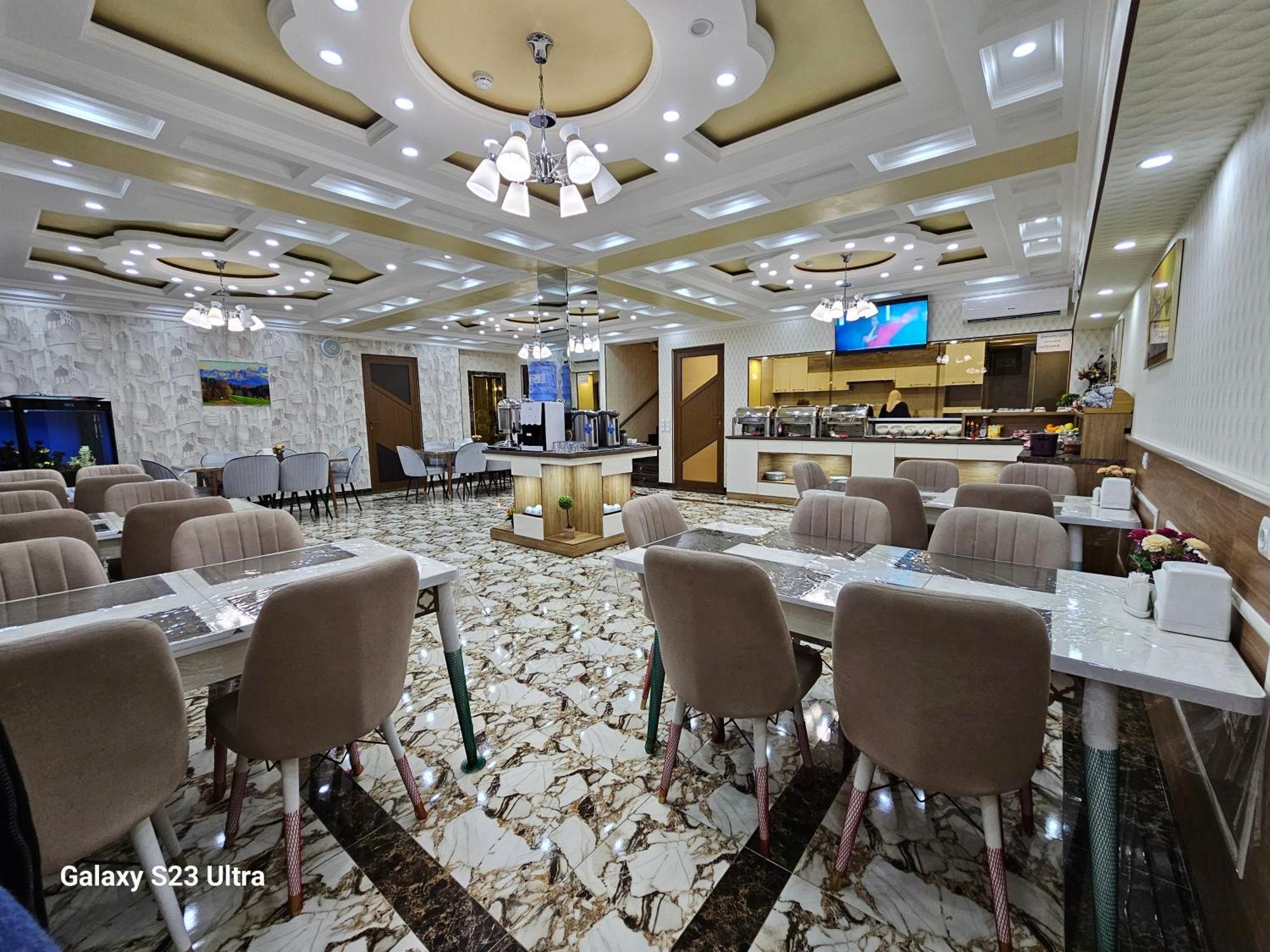 Hotel Sharq Duschanbe Exterior foto