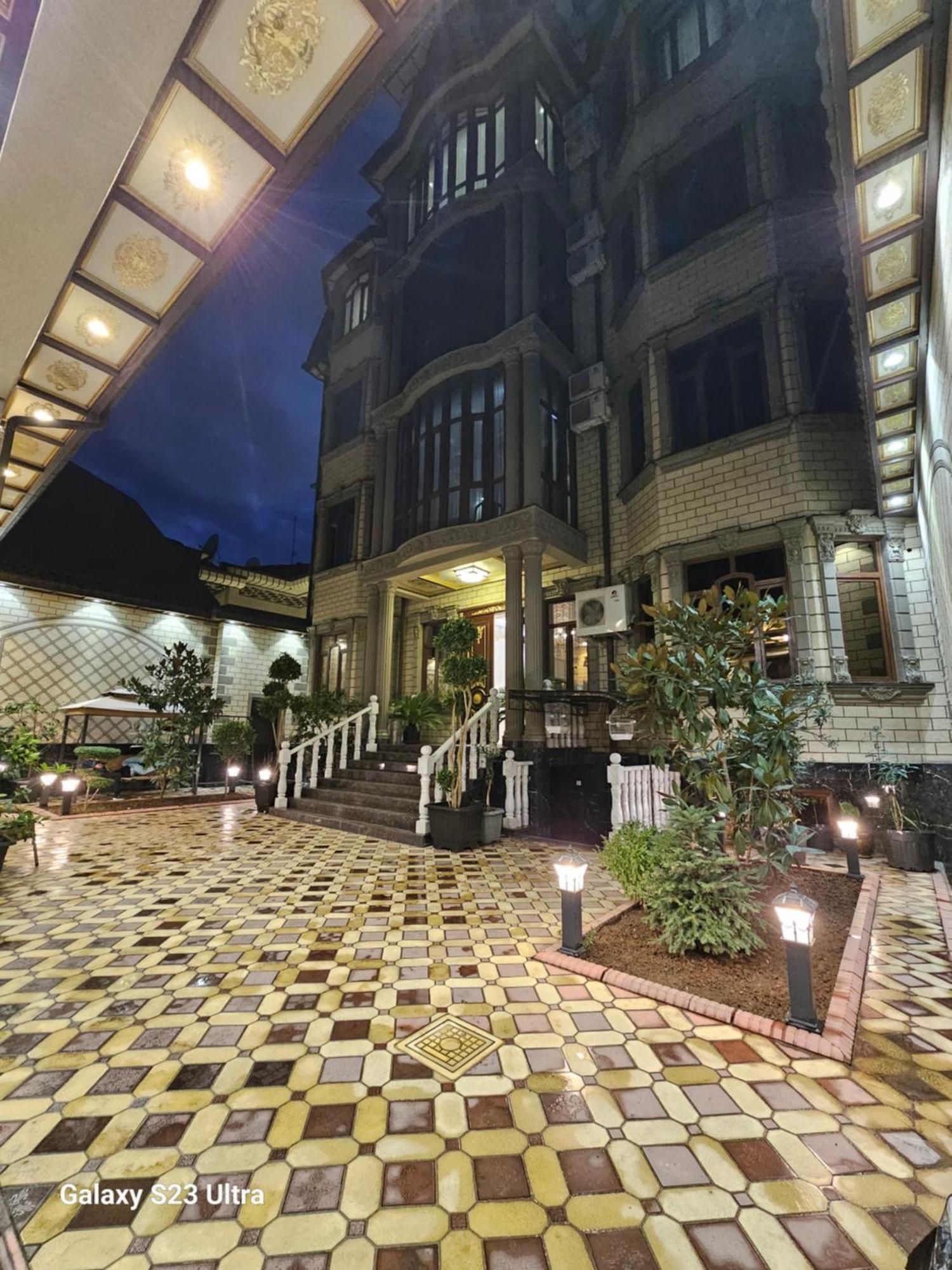 Hotel Sharq Duschanbe Exterior foto