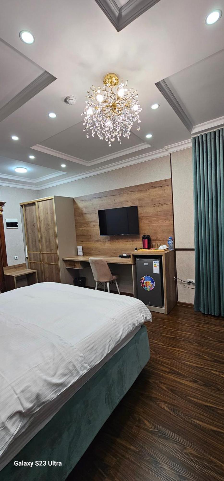 Hotel Sharq Duschanbe Exterior foto